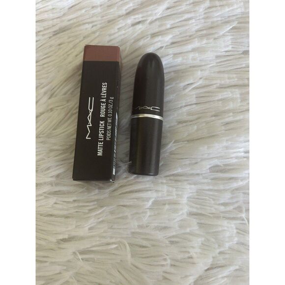 New MAC 616 Taupe Matte Lipstick Rouge 0.10 oz - Picture 1 of 3